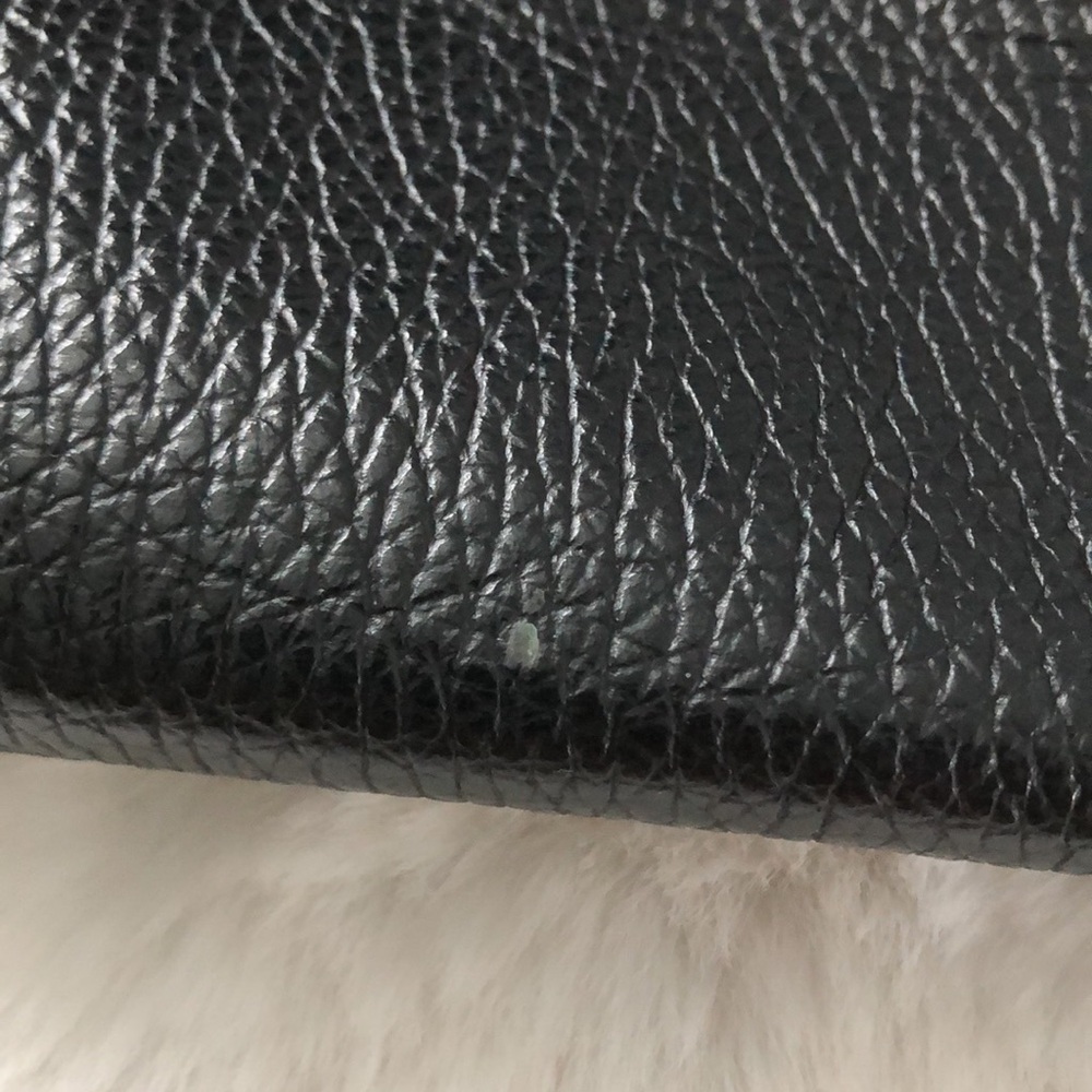 Vintage Fendi Authentic Black Leather Crossbody Bag - Picture 10 of 16